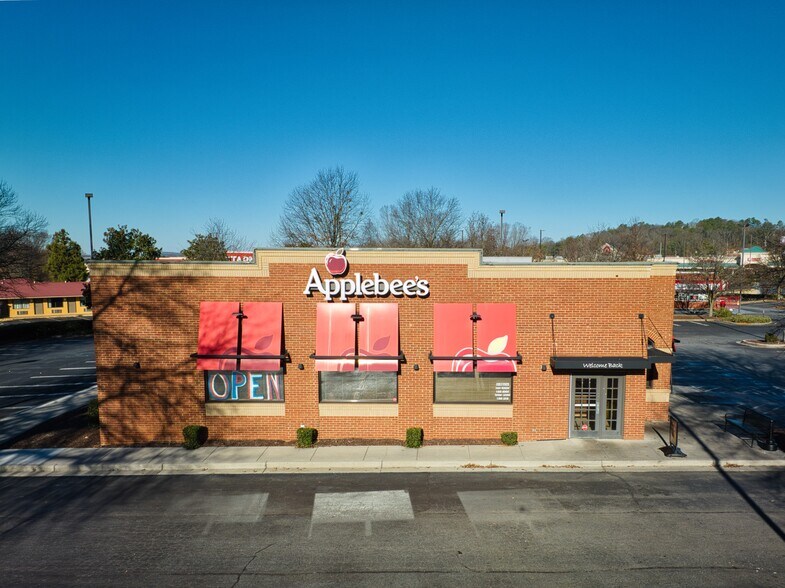 185 Cherokee Pl, Cartersville, GA à vendre - Photo du bâtiment - Image 3 de 6