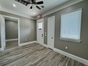 12410 Spring Cypress Rd, Tomball, TX for lease Interior Photo- Image 2 of 13