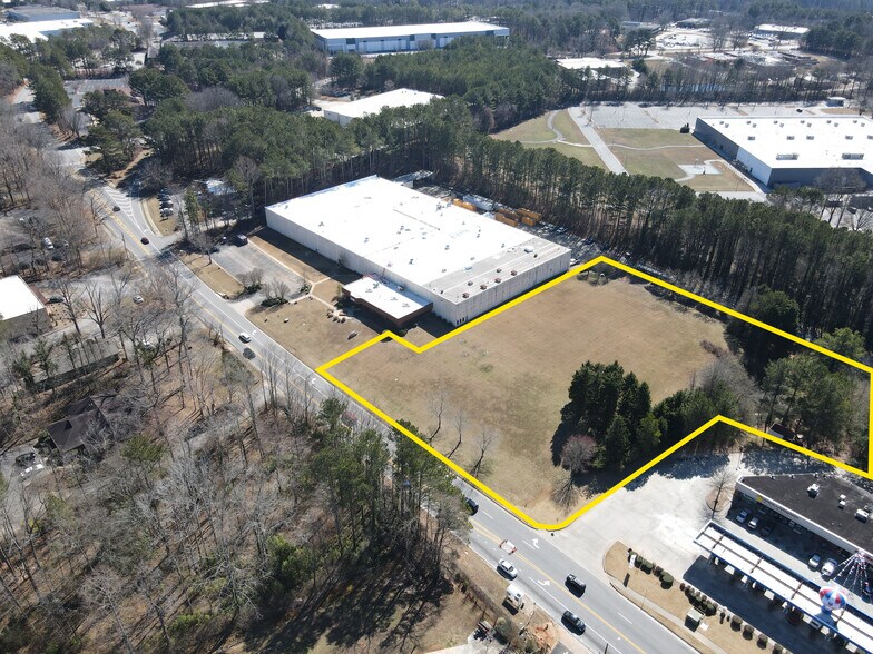 Snapfinger Woods Dr dr, Decatur, GA for sale - Building Photo - Image 2 of 10