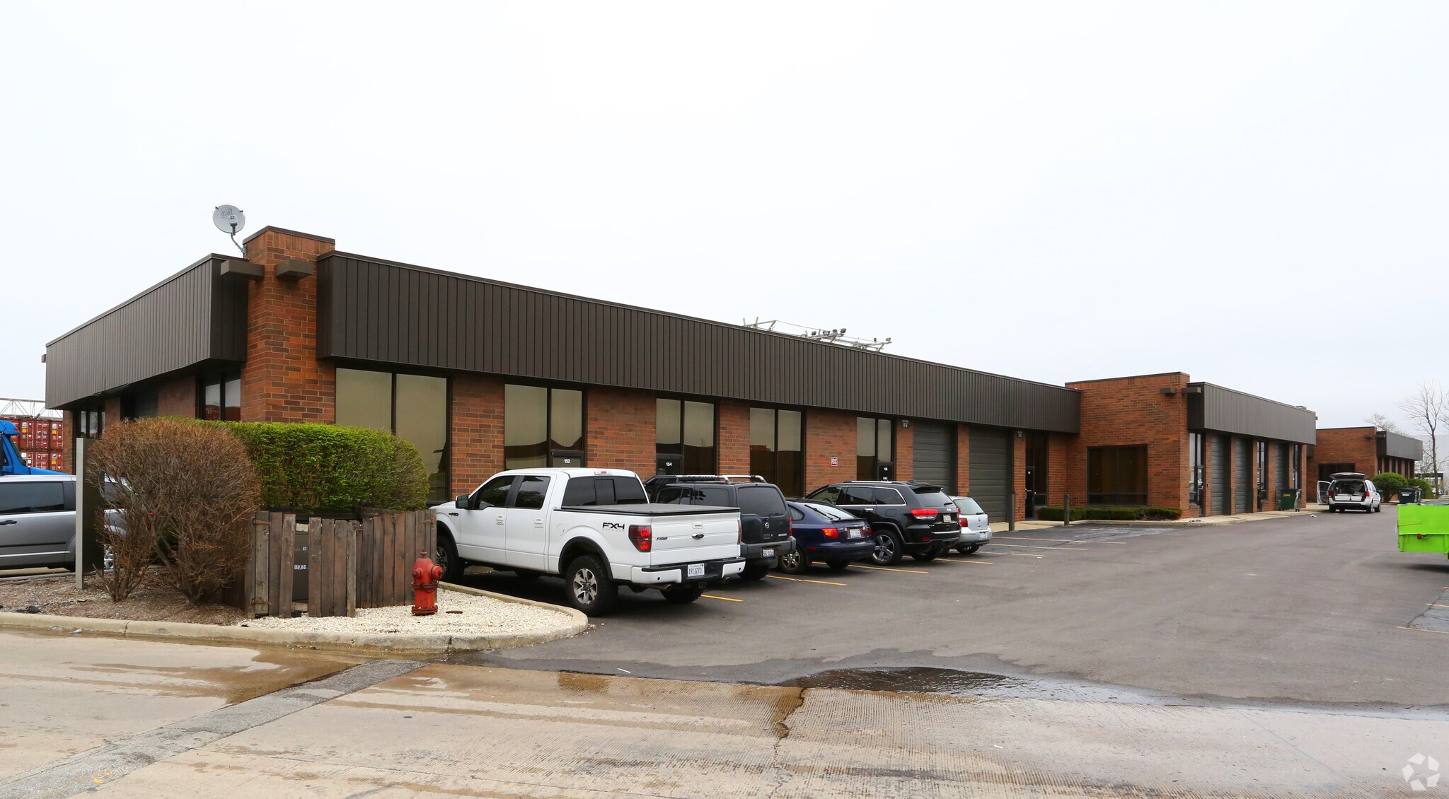 150-180 Touhy Ct, Des Plaines, IL à vendre Photo principale- Image 1 de 1