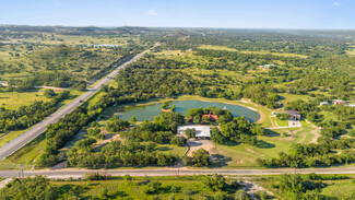 Plus de détails pour 101 Rolling Hills Rd, Blanco, TX - Spécialité à vendre