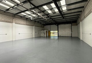Kembrey Park, Swindon for lease Interior Photo- Image 2 of 2
