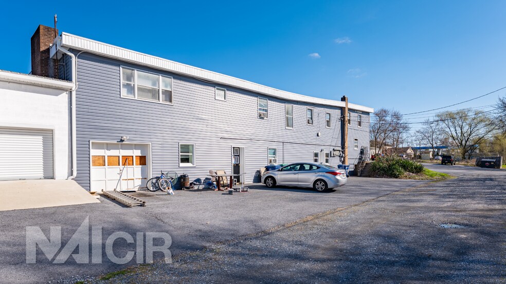 1 Hereford St, Harrisburg, PA à vendre - Photo du bâtiment - Image 2 de 3