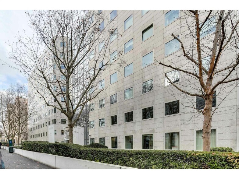 80 Avenue Du Général De Gaulle, Puteaux à louer - Photo du bâtiment - Image 2 de 19