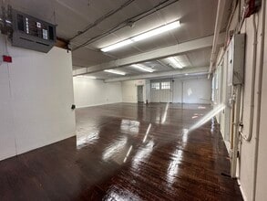 2 Schoolhouse Rd, Pine Island, NY à louer Photo intérieure- Image 1 de 2