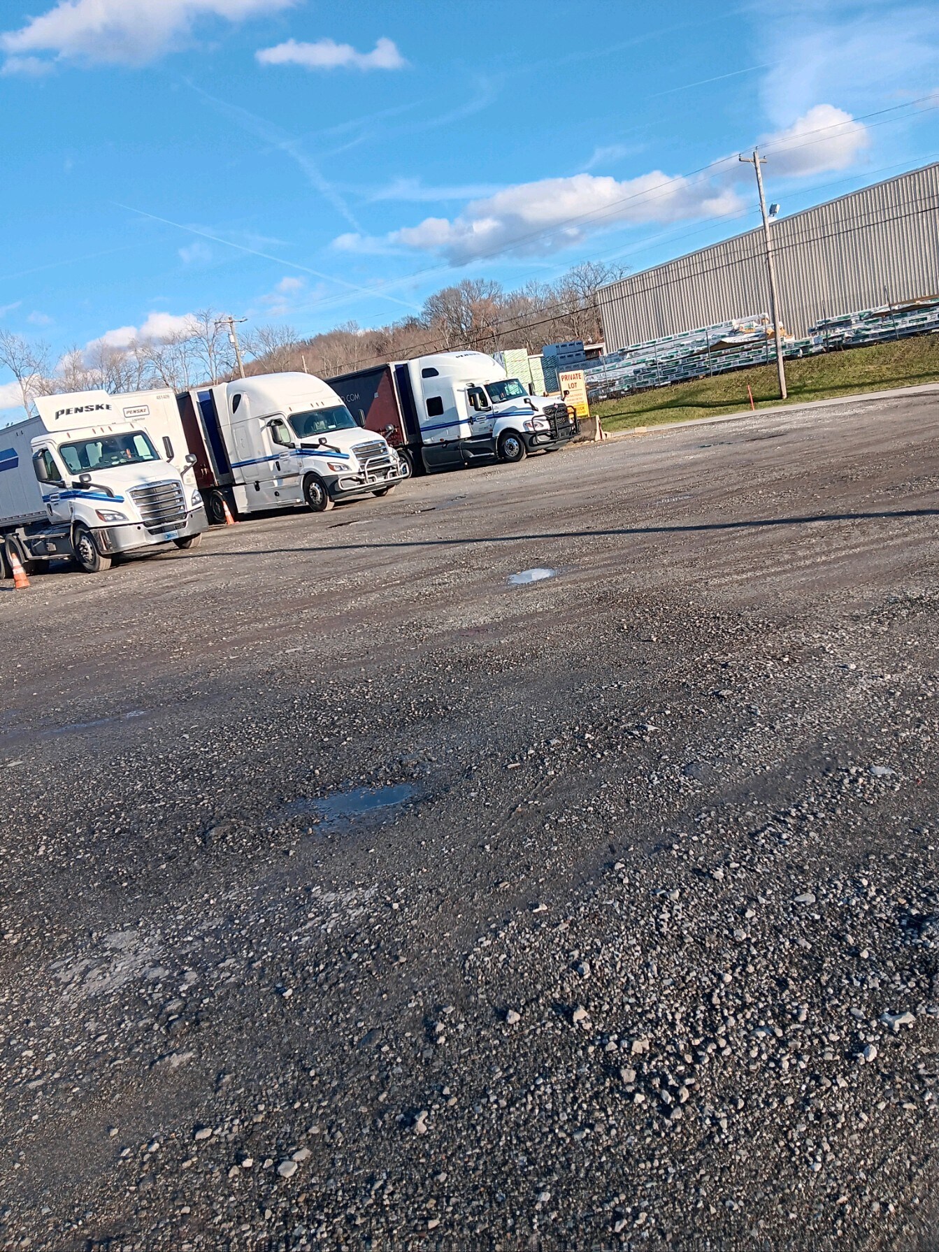 1635 New Stanton Ruffsdale Rd, Hunker, PA à vendre Photo du bâtiment- Image 1 de 1