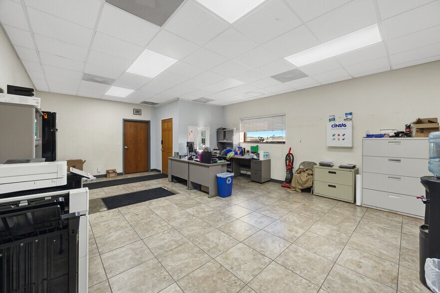 5704 E 1700 North Rd, Danvers, IL à louer - Photo du bâtiment - Image 3 de 22