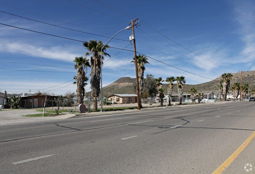1630 S Mission Rd, Tucson, AZ à vendre - Photo du bâtiment - Image 2 de 2