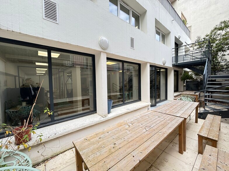 25 Rue Ledion, Paris à louer - Photo du bâtiment - Image 2 de 10