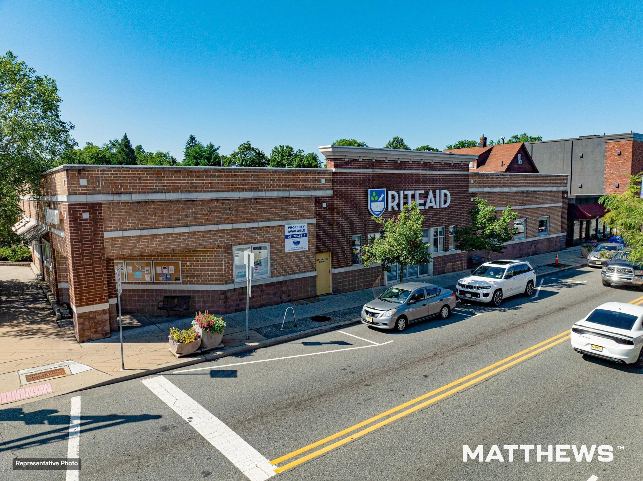 330-332 Raritan Ave, Highland Park, NJ à vendre Photo du bâtiment- Image 1 de 4