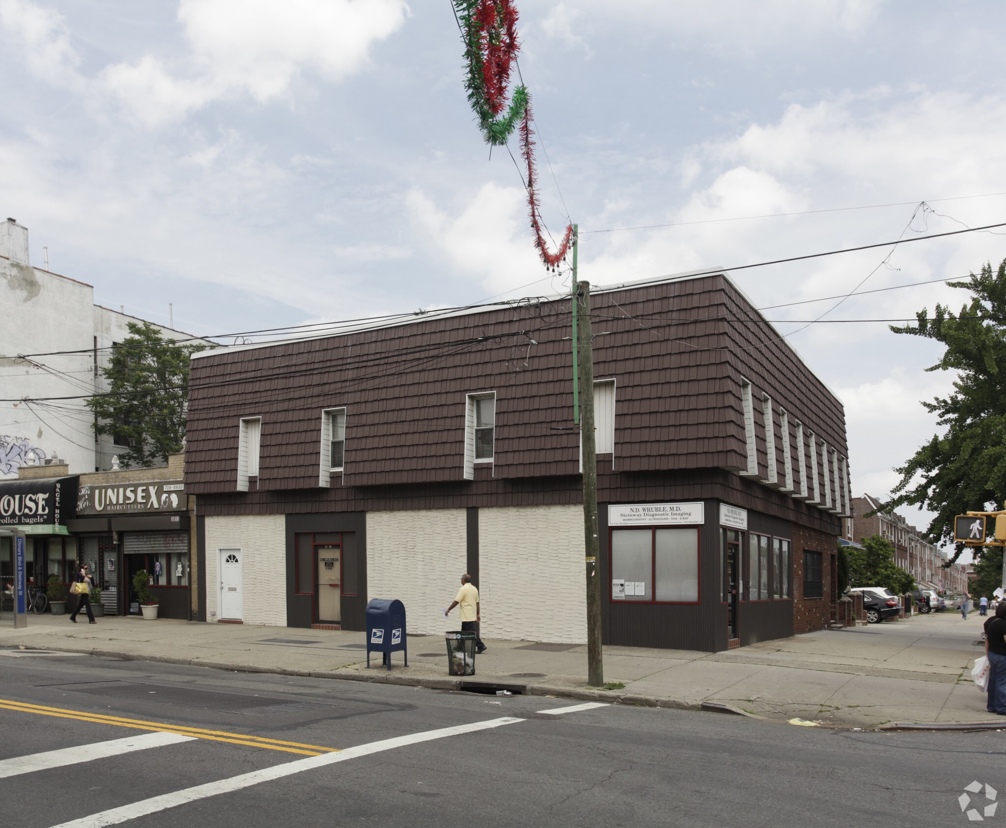 21-82-21-84 Steinway St, Astoria, NY for lease Primary Photo- Image 1 of 3