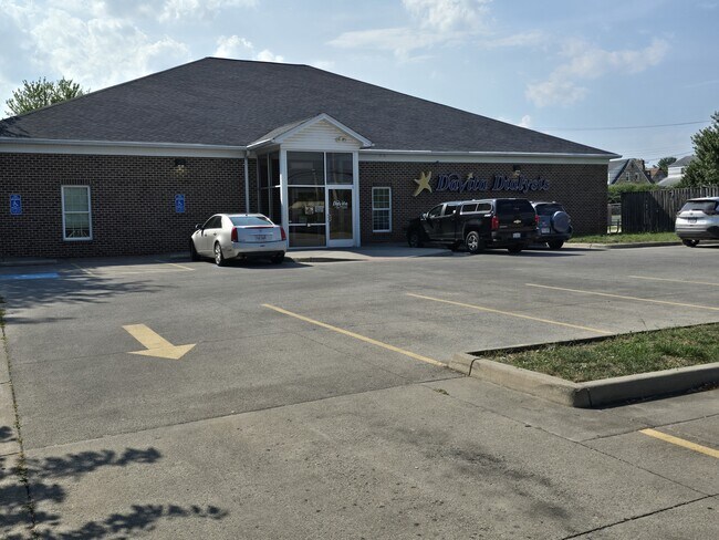 More details for 1360 N Shenandoah Ave, Front Royal, VA - Office for Sale