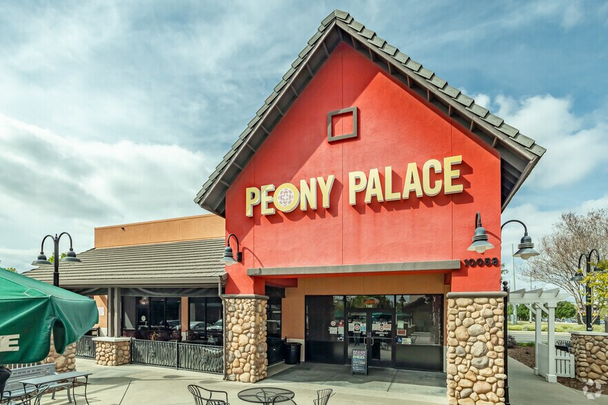 10000-10064 Bruceville Rd, Elk Grove, CA à louer - Photo du bâtiment - Image 3 de 8