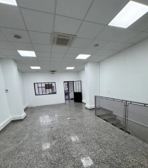 Commerce de détail dans Saint-Maur-des-Fossés à louer - Photo intérieure - Image 3 de 7