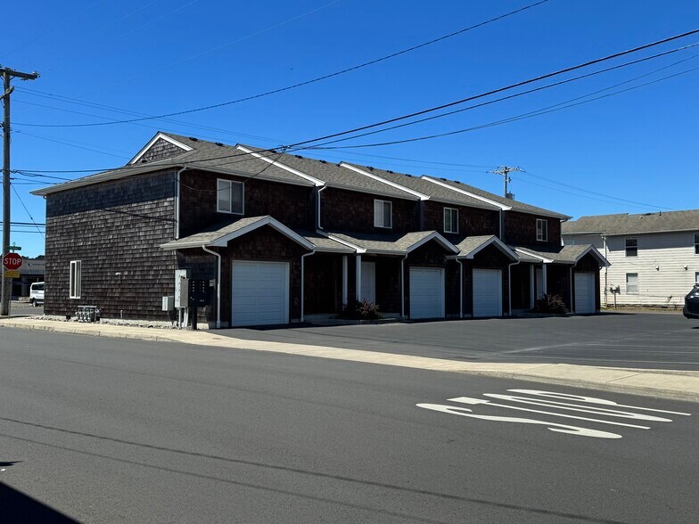 740 Avenue G, Seaside, OR à vendre - Photo du bâtiment - Image 1 de 18
