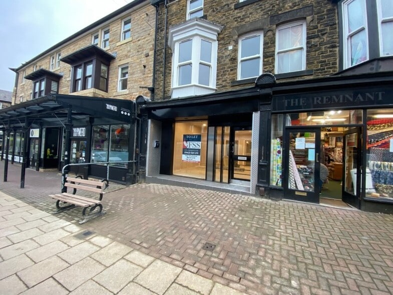 28 Commercial St, Harrogate for lease - Primary Photo - Image 1 of 2