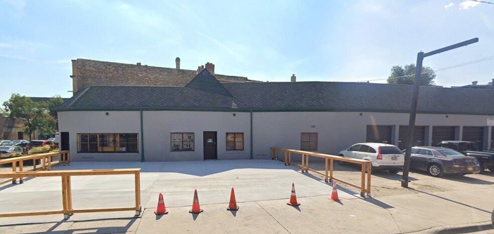 958 N California Ave, Chicago, IL à louer - Photo du bâtiment - Image 3 de 5