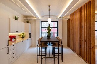 195-205 Union St, London for lease Interior Photo- Image 2 of 7