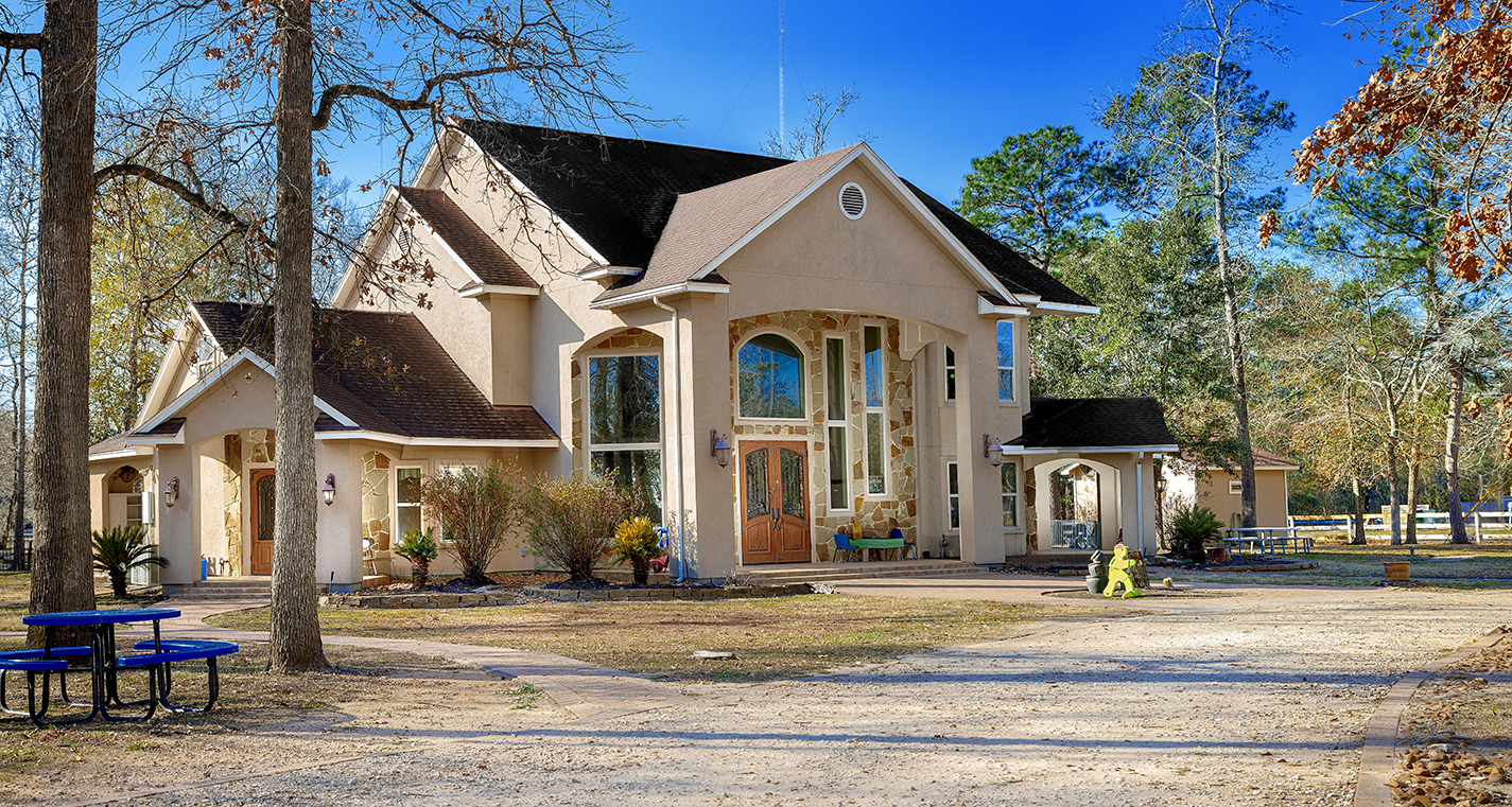 8811 West Ln, Magnolia, TX for sale Building Photo- Image 1 of 60