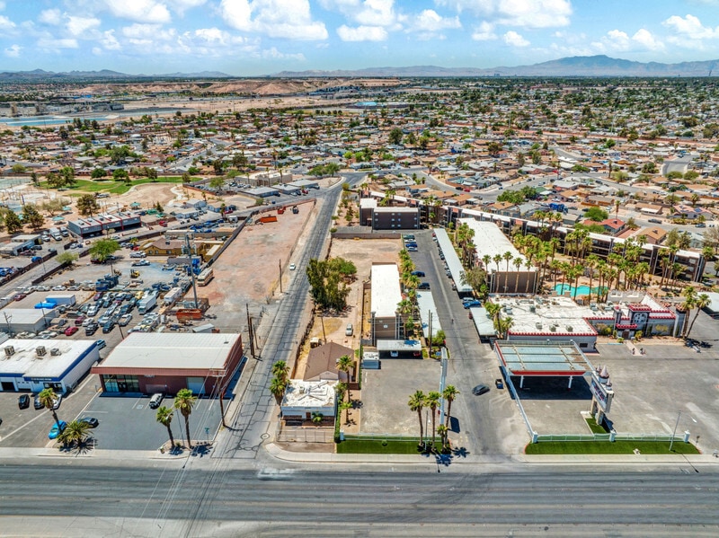 5690 Boulder Hwy, Las Vegas, NV à vendre Photo principale- Image 1 de 10