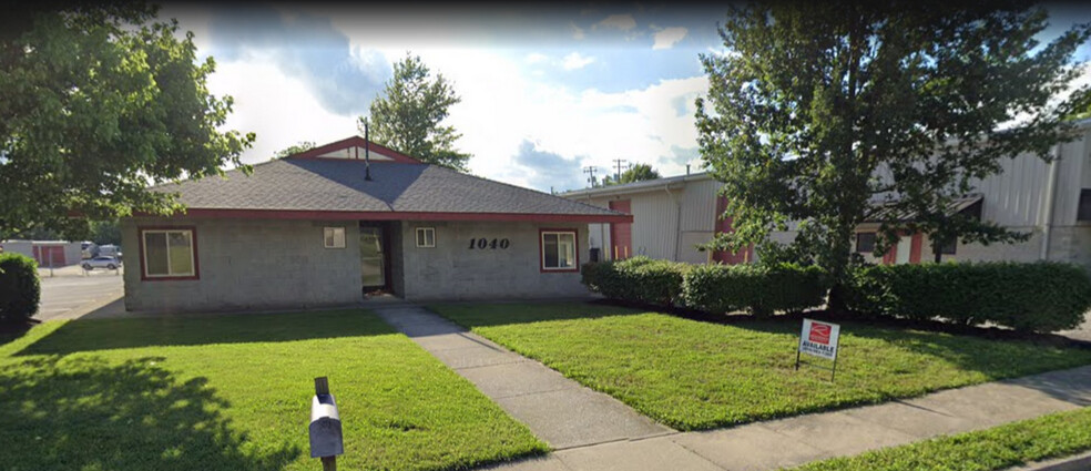 1040 Elizabeth St, Nicholasville, KY for lease - Building Photo - Image 2 of 6