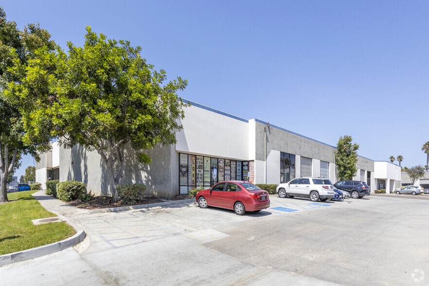 1405 30th St, San Diego, CA for lease - Building Photo - Image 2 of 8