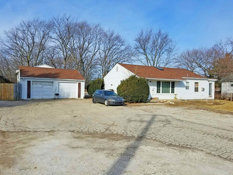 900 S Butterfield Rd, Mundelein, IL à vendre - Autre - Image 2 de 14