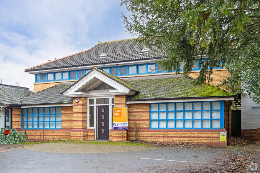 48 Bushloe End, Wigston à vendre - Photo du bâtiment - Image 2 de 3