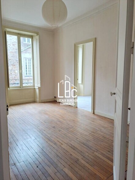 Bureau dans Nantes à louer - Photo du bâtiment - Image 3 de 11