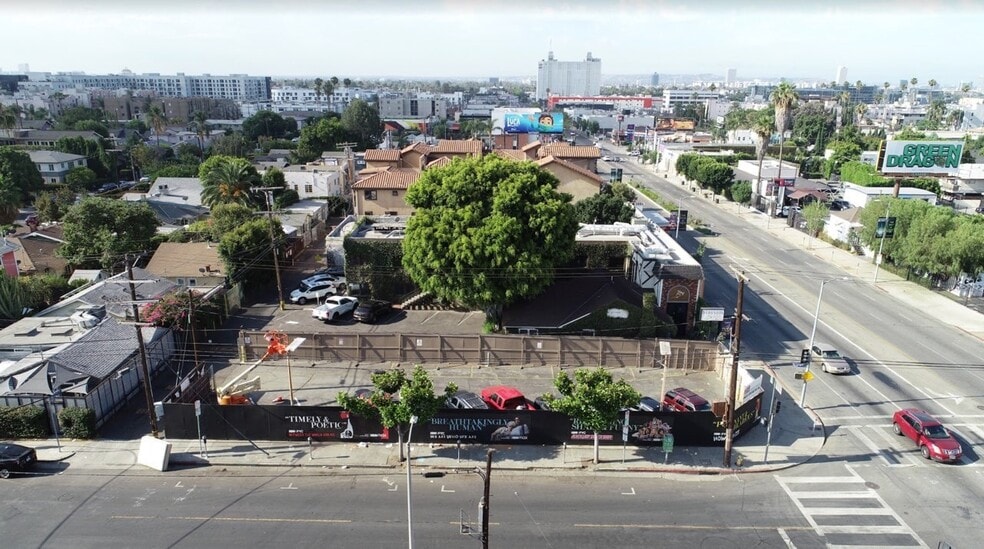 1358 N Highland Ave, Los Angeles, CA for lease - Primary Photo - Image 1 of 2