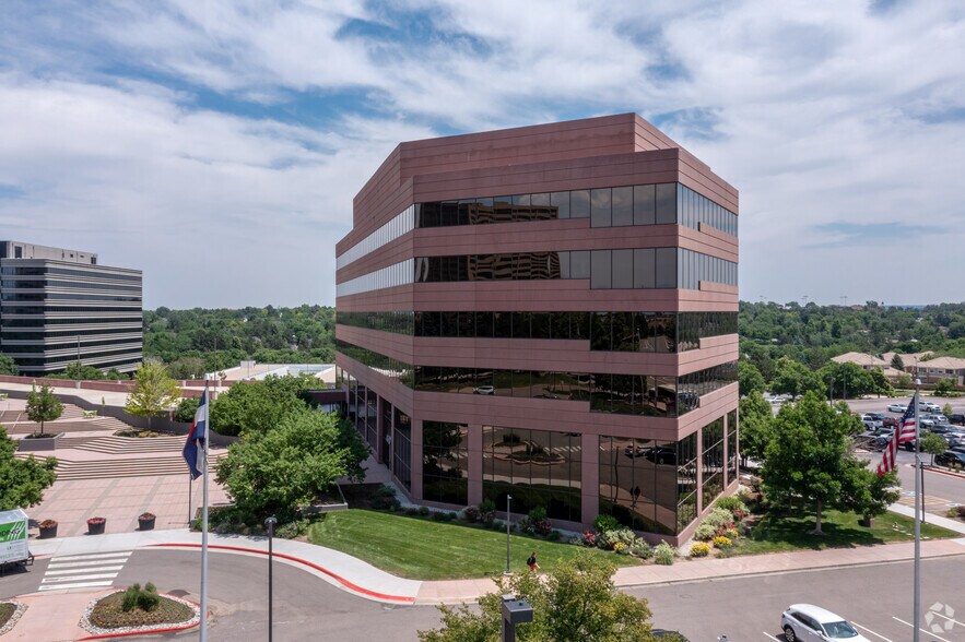 4610 S Ulster St, Denver, CO à louer - Photo du bâtiment - Image 2 de 17