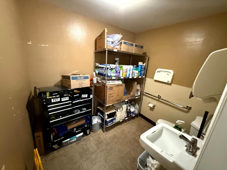1447 Santa Fe Ave, Long Beach, CA à vendre - Photo du bâtiment - Image 3 de 67