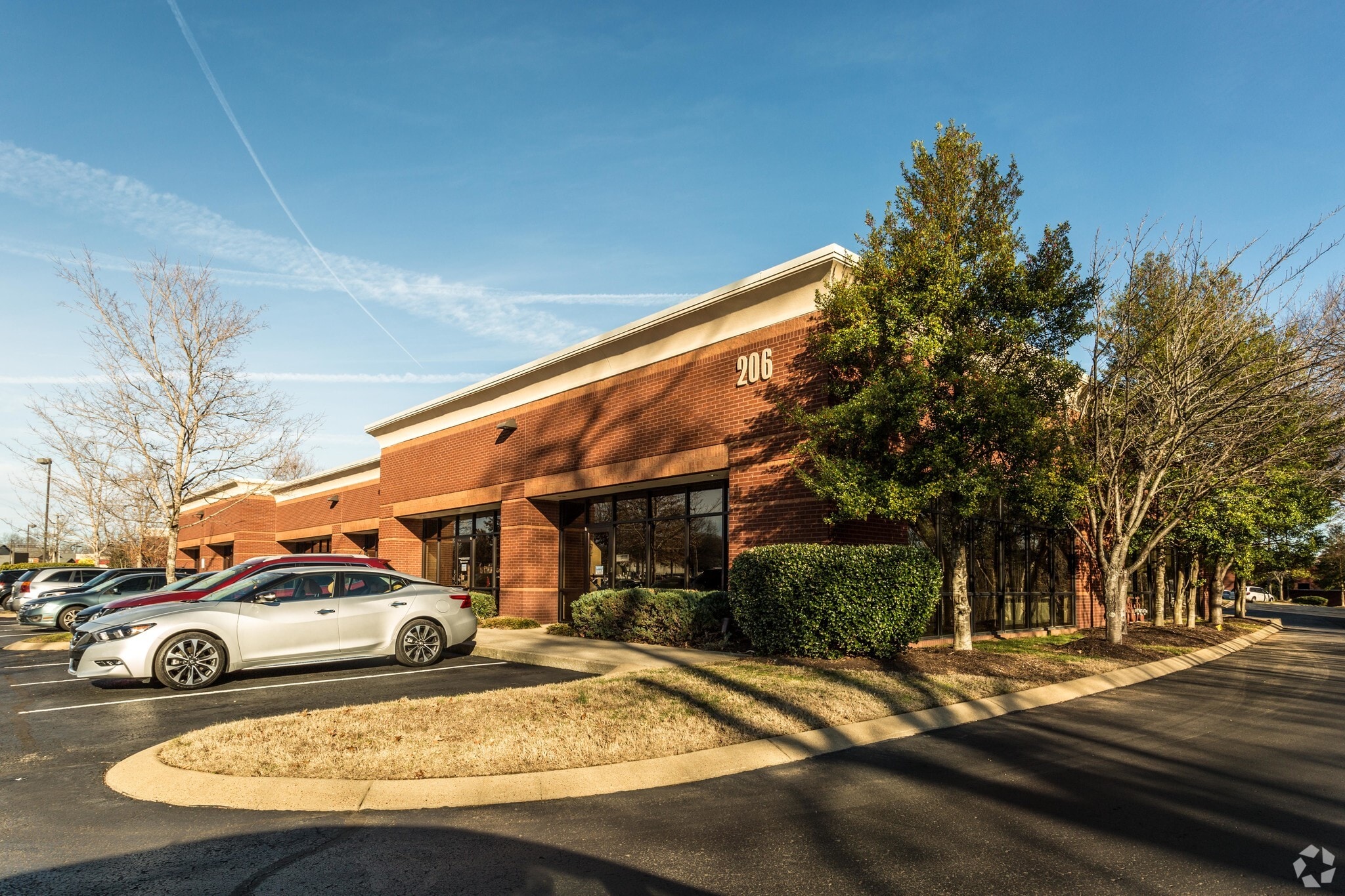 206 Gothic Ct, Franklin, TN for lease Primary Photo- Image 1 of 7