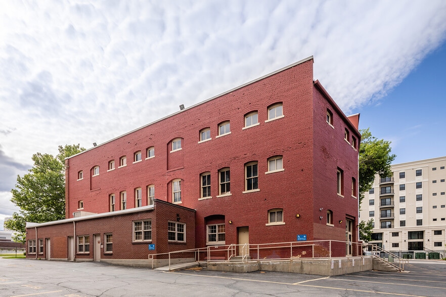 205 N 400 W, Salt Lake City, UT for lease - Building Photo - Image 3 of 14