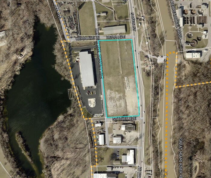 1302 S Main St, Piqua, OH à vendre - Photo du bâtiment - Image 2 de 3