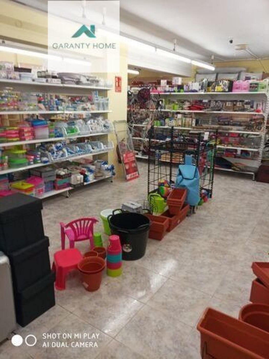 Retail in València, Valencia for lease Interior Photo- Image 1 of 3