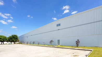 200 Logistics Way, Savannah, GA for lease Interior Photo- Image 1 of 3