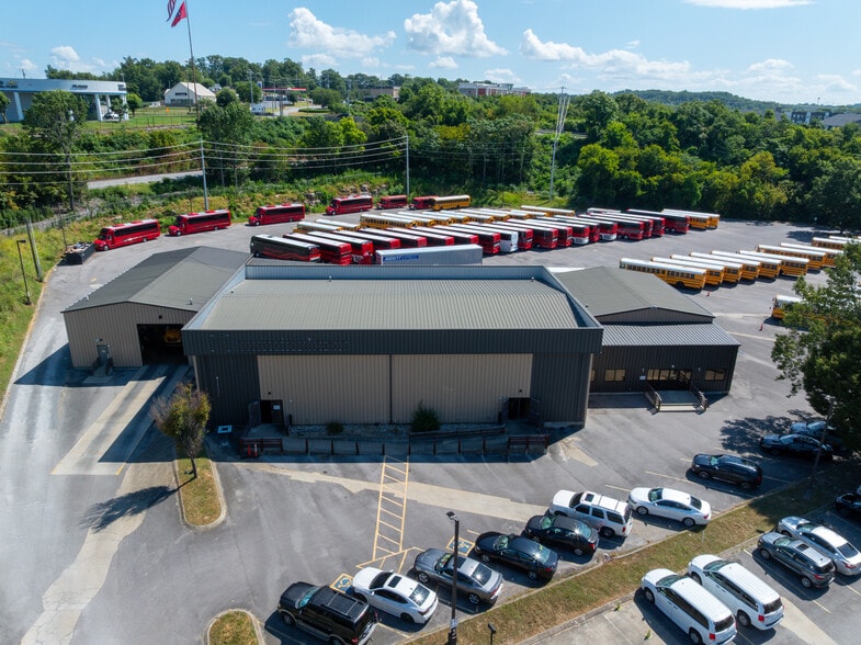 540 Collins Park Dr, Antioch, TN for lease - Primary Photo - Image 1 of 9