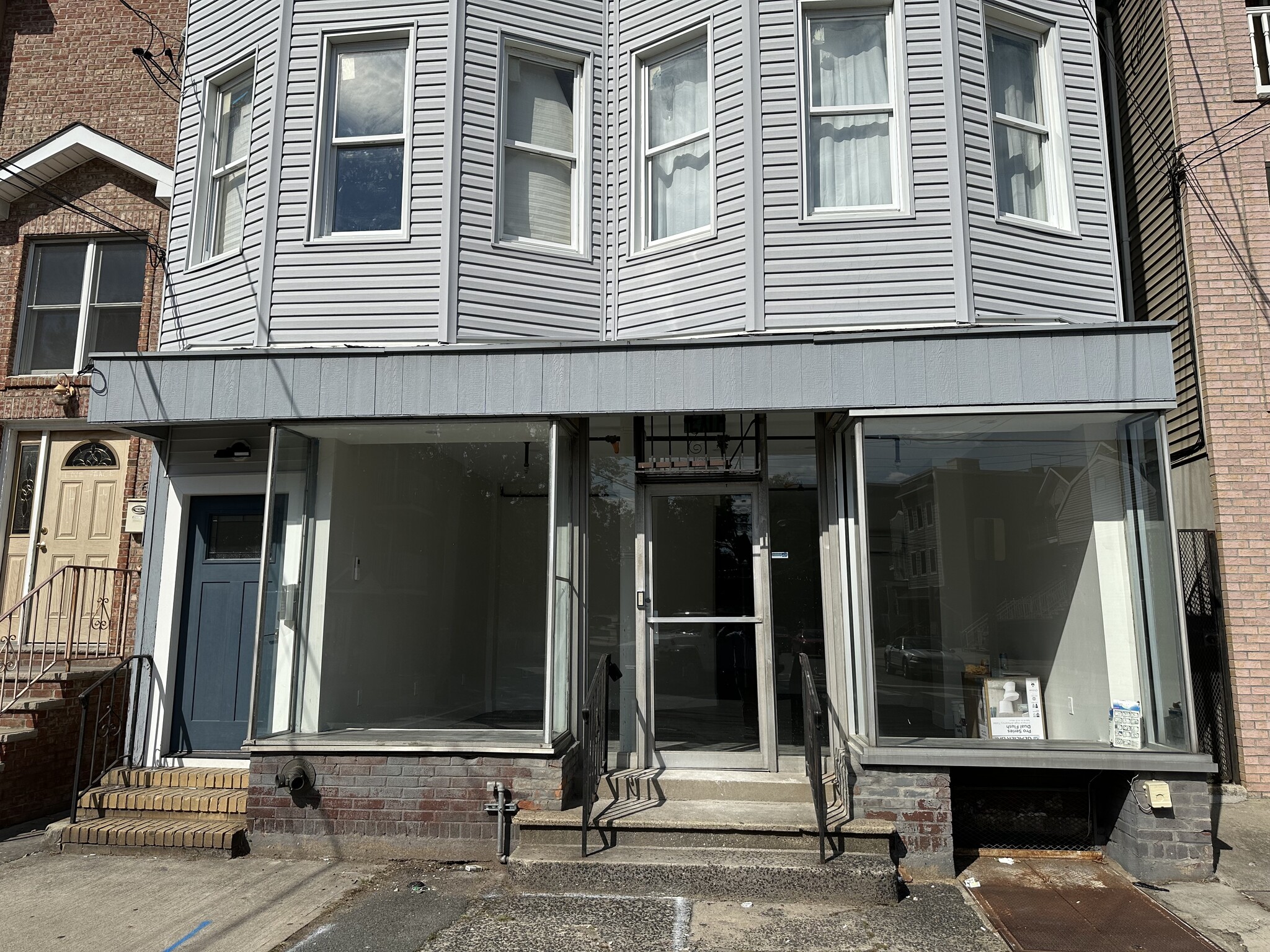 64 Logan Ave, Jersey City, NJ for lease Building Photo- Image 1 of 10