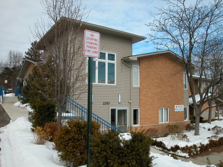 2370 Walton Blvd, Rochester Hills, MI for lease - Building Photo - Image 1 of 17