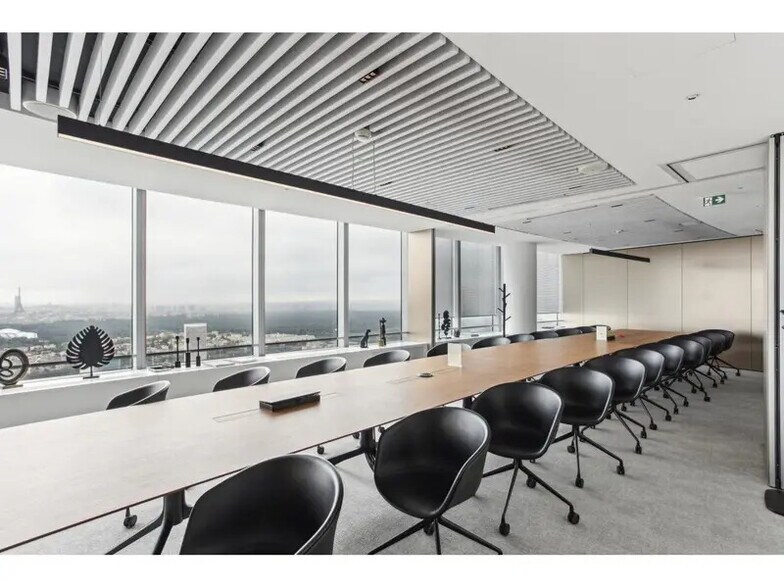 20 Place De La Défense, Puteaux for lease - Interior Photo - Image 1 of 28