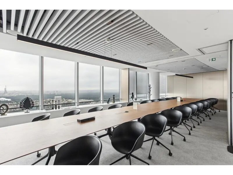 20 Place De La Défense, Puteaux for lease Interior Photo- Image 1 of 29