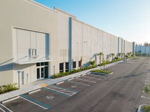 12200 NW 25th St, Miami, FL for lease Interior Photo- Image 2 of 6