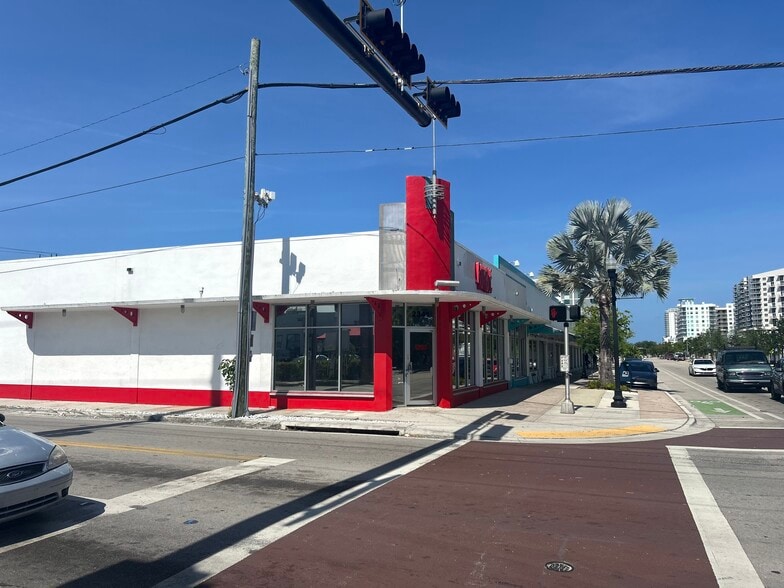 2341 Hollywood Blvd, Hollywood, FL for lease - Building Photo - Image 2 of 13