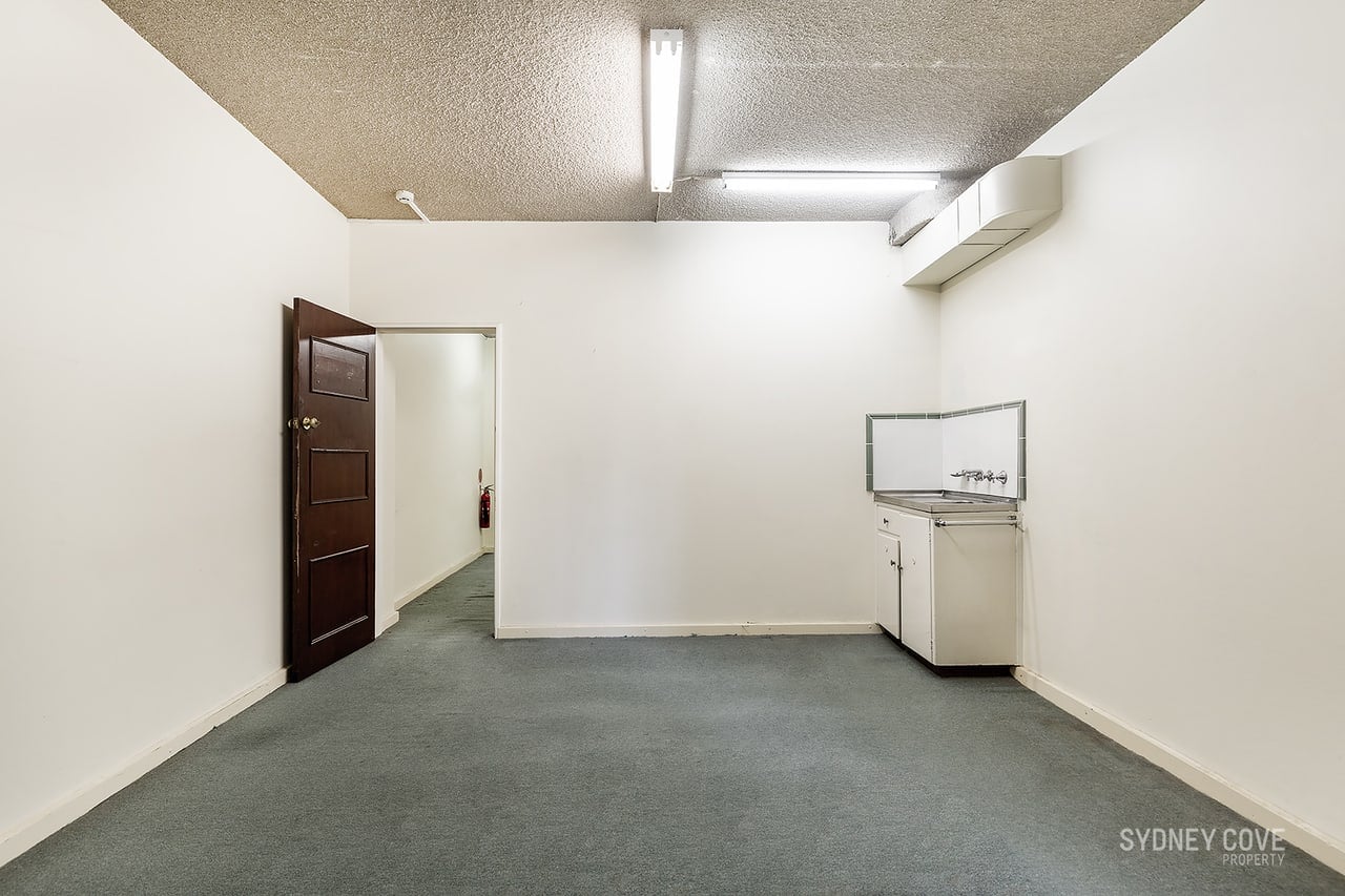 195 Macquarie St, Sydney, NSW 2000 - Unit 14 - - Interior Photo - Image 1 of 6