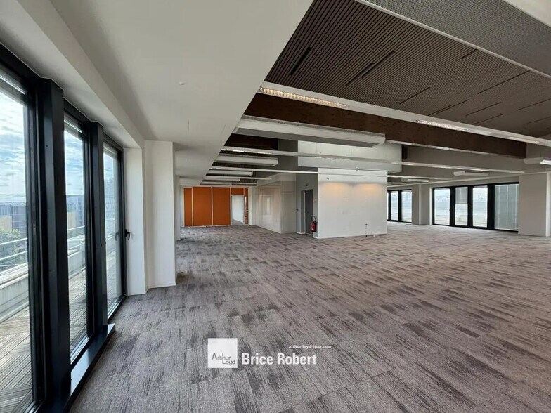77 Boulevard Marius Vivier-Merle, Lyon for lease - Interior Photo - Image 3 of 5