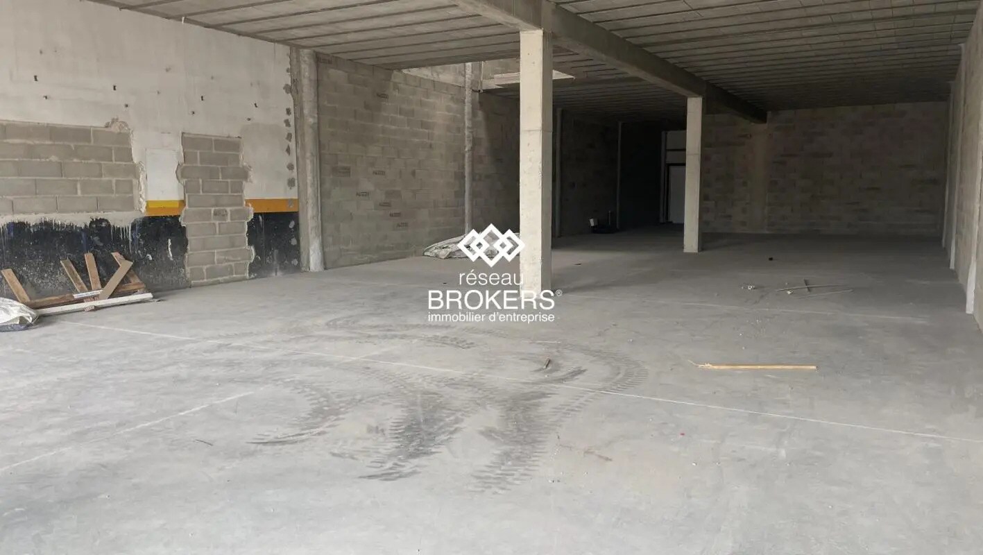 Commerce de détail dans Lattes à louer Photo intérieure- Image 1 de 6