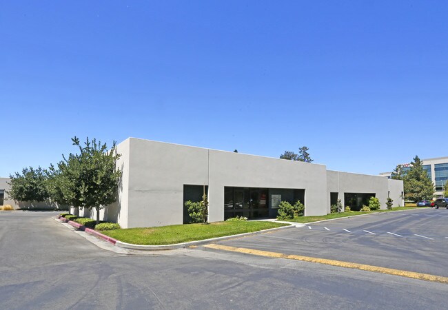 Plus de détails pour 3350 Scott Blvd, Santa Clara, CA - Bureau à louer