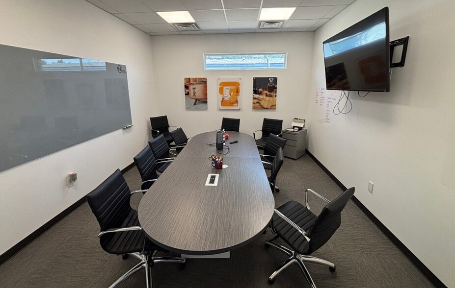 2612 W Waggoman St, Fort Worth, TX for sale - Interior Photo - Image 3 of 13