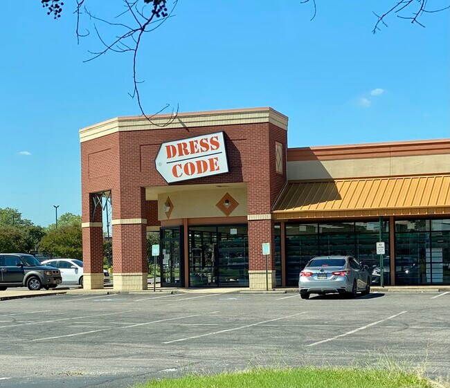 Plus de détails pour 2685 S Perkins Rd, Memphis, TN - Commerce de détail à louer